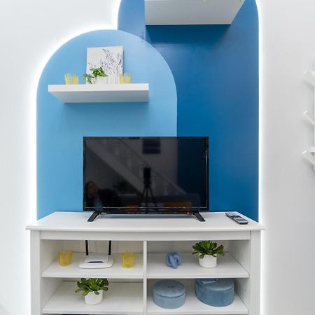 Deja Blue Old City Center Studio. Sofia Luaran gambar